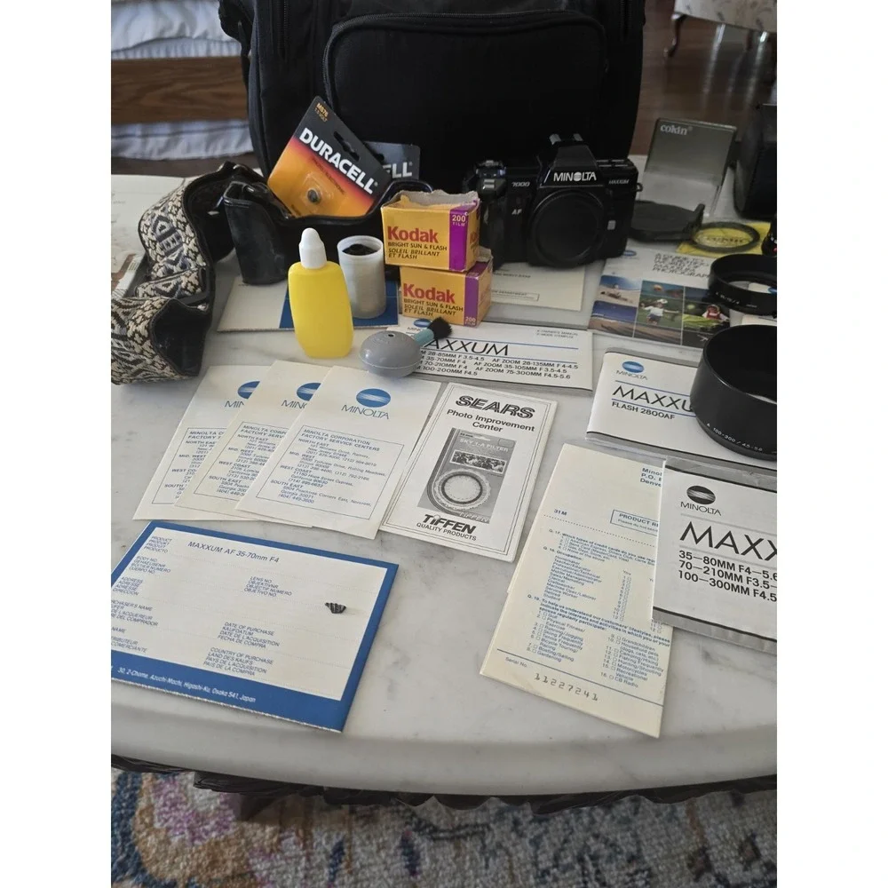 Minolta Maxxum 7000 35mm Film Camera Bundle, ‎ 4 Lenses, Flash, Filters, Manuals